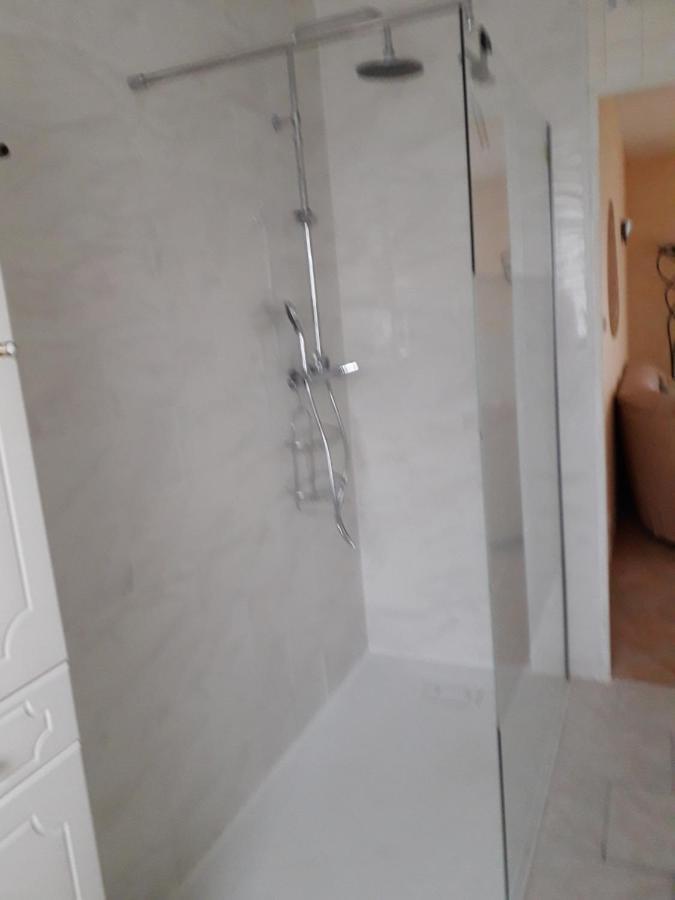 Appartamento L'Abri Des Ames Gerponville Esterno foto